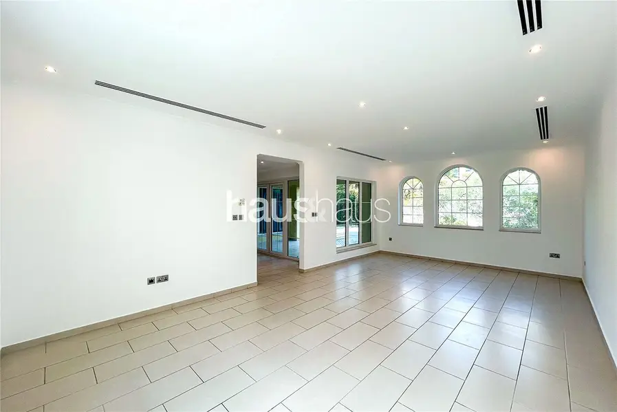 Vacant Now | Well Maintained | Internal