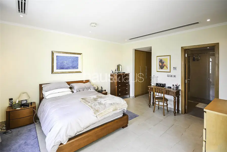 Corner Plot | Great location | Well maintained