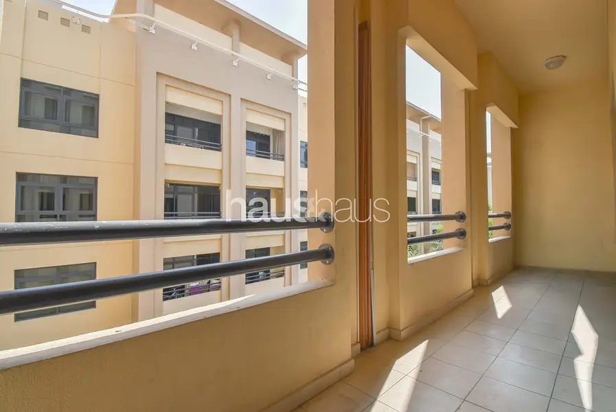 Vacant Now | Vastu | Renovated | 2 Parking | Study