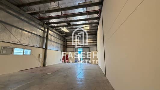 Warehouse in affitto a Industrial Area, Sharjah - WhatsApp Image 2026-10-15 at 1.04. 26 PM. jpeg Warehouse in affitto a Industrial Area, Sharjah - WhatsApp Image 2026-10-15 at 1.04. 26 PM. jpeg
