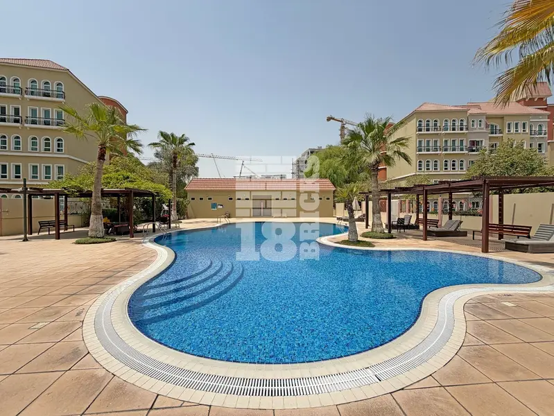 1BR + Store | Metro Nearby | Vacant