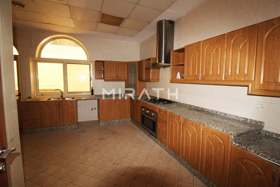 Glamorous Villa | Swimming Pool | Close to Beach
