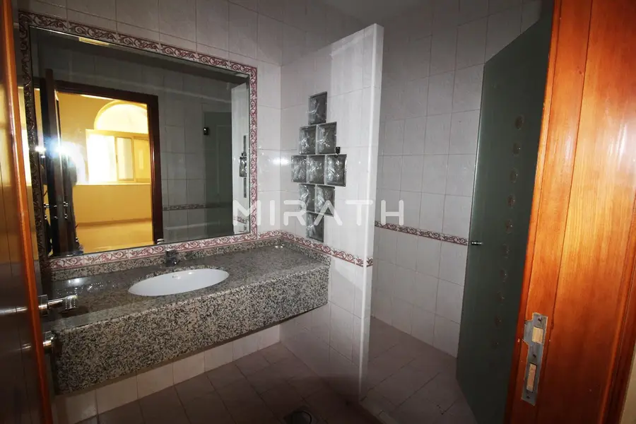 Glamorous Villa | Swimming Pool | Close to Beach
