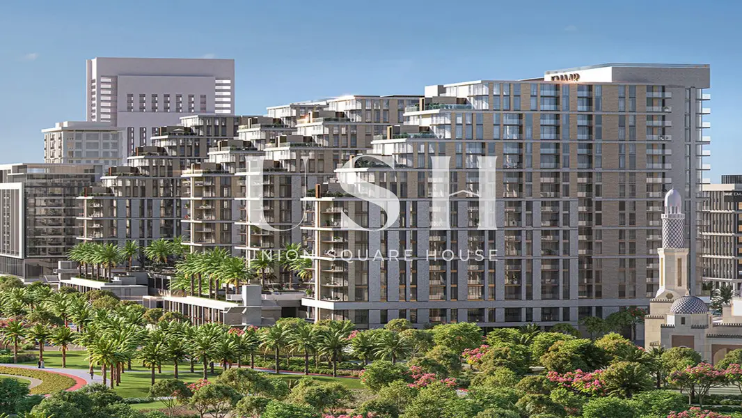 Elvira 2 | Full Park View | Building on the park