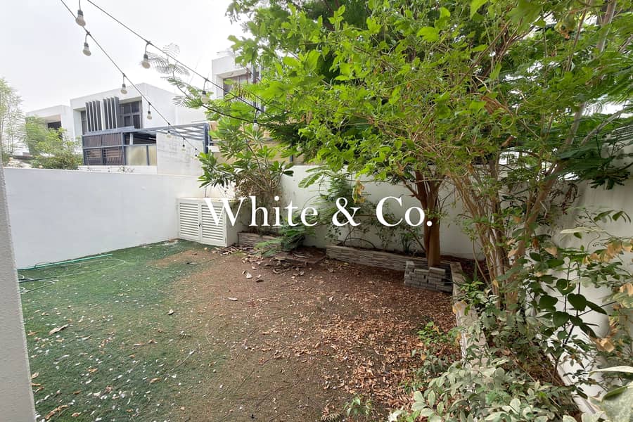 位于达马克山庄2号(达马克阿克雅),亚努西亚住宅区 3 卧室的联排别墅 110000 AED - 16866669 位于达马克山庄2号(达马克阿克雅),亚努西亚住宅区 3 卧室的联排别墅 110000 AED - 16866669