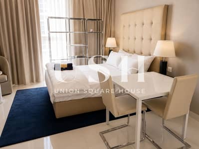 استوديو  للايجار في الخليج التجاري، دبي - Modern Minimalist Bedroom Retreat. png