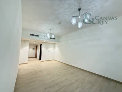 1 Bedroom Apartment for Rent in Al Jaddaf, Dubai - SPACIOUS 1BHK APARTMENT FOR RENT | BALCONY | PRIME AL JADDAF LOCATION