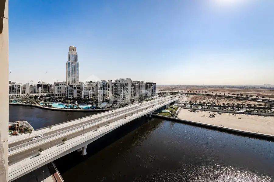 Corner Unit | Mid floor | Water View