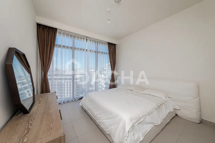 Corner Unit | Mid floor | Water View
