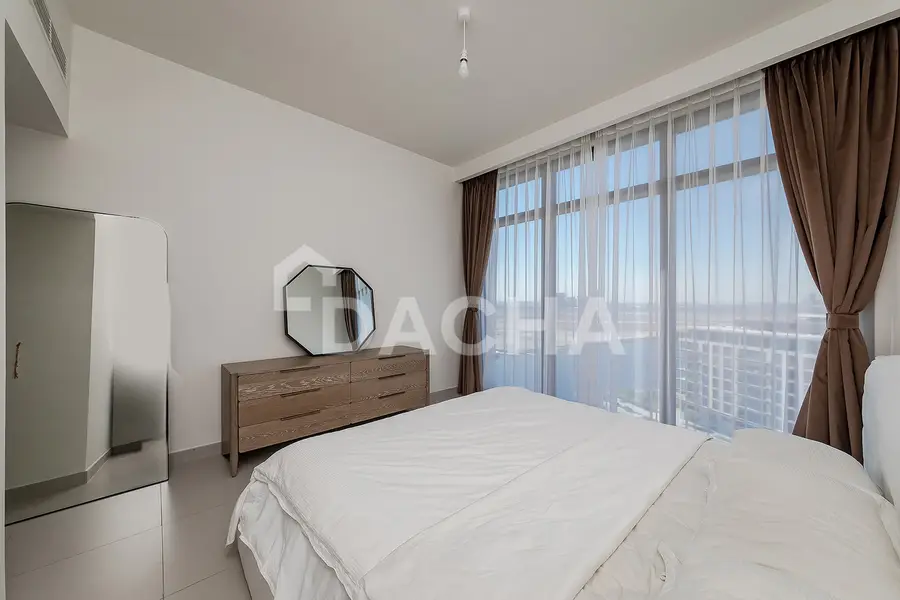 Corner Unit | Mid floor | Water View