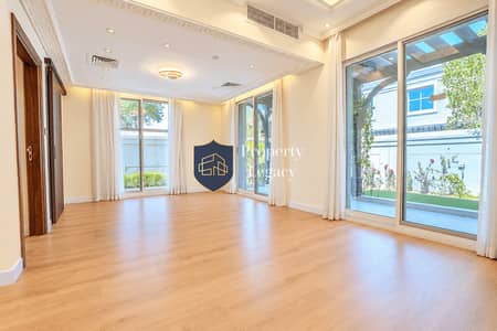 3 Bedroom Villa for Sale in Falcon City of Wonders, Dubai - Huge Plot | Upgraded & Renovated | +Maids | Vacant