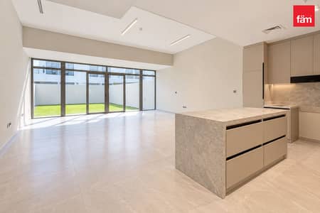 3 habitaciones Townhouse para en Alquiler en Mohammed Bin Rashid City (MBR City), Dubai - Casa adosada en Mohammed Bin Rashid City (MBR City),District 7,MAG City,MAG Eye Townhouses, 3 dormitorios, 199999 AED - 16867137 3 habitaciones Townhouse para en Alquiler en Mohammed Bin Rashid City (MBR City), Dubai - Casa adosada en Mohammed Bin Rashid City (MBR City),District 7,MAG City,MAG Eye Townhouses, 3 dormitorios, 199999 AED - 16867137