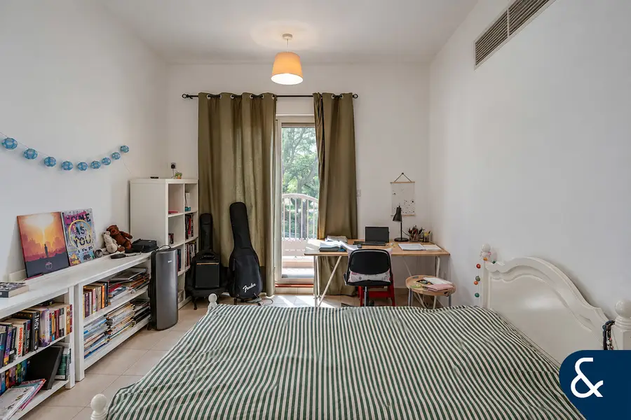 Exclusive | 4 Beds + Maid | Corner Unit
