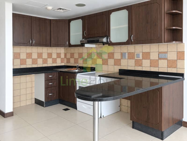 6 dubai-indigo-tower-jlt-studio-apartment-fitted-kitchen-04. jpg