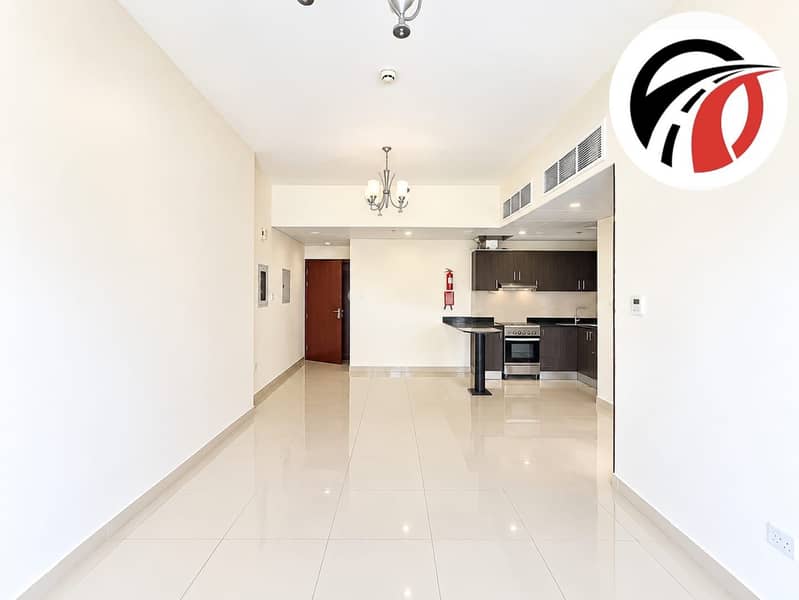 3 ec89aed7-2a22-43db-a457-9b4814bf9739. jpg