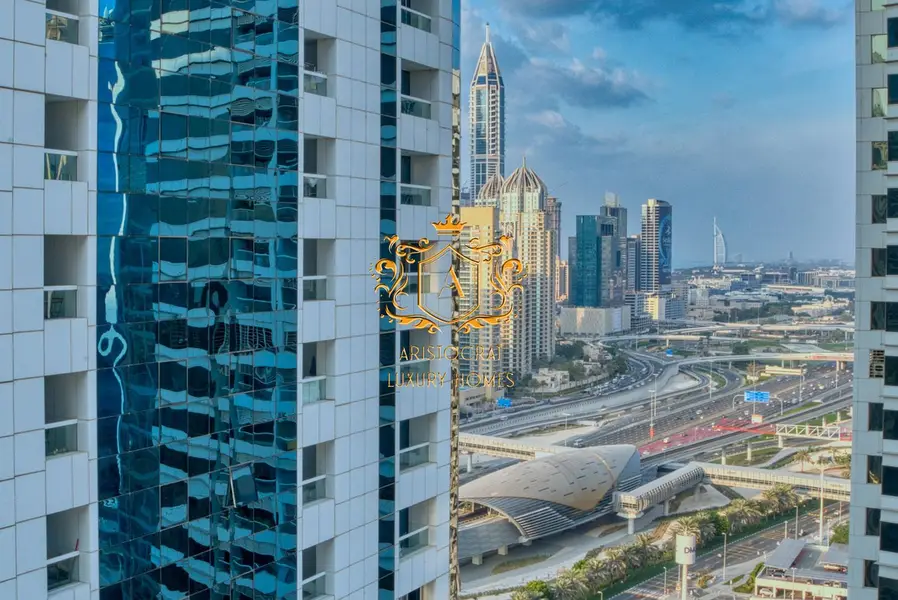 Central Prime Location I Newly Furnished 1BR Plus Quest-Room I 1 Parking