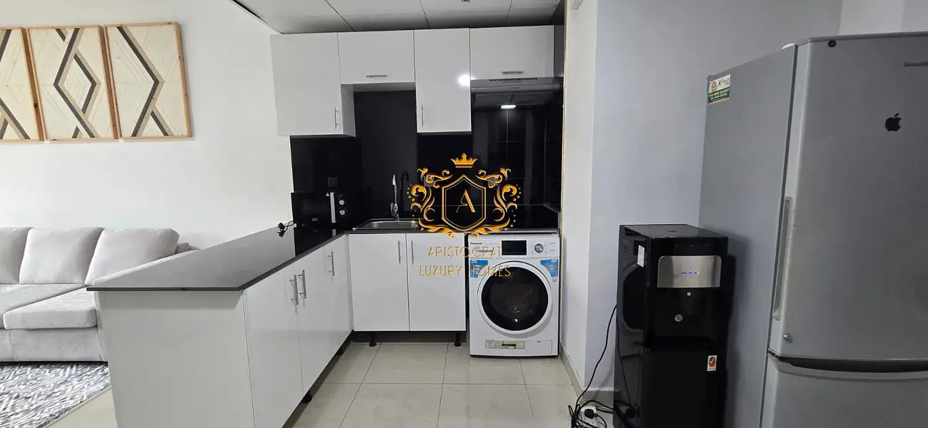 Central Prime Location I Newly Furnished 1BR Plus Quest-Room I 1 Parking