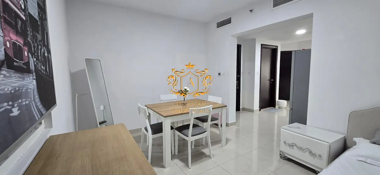 Central Prime Location I Newly Furnished 1BR Plus Quest-Room I 1 Parking