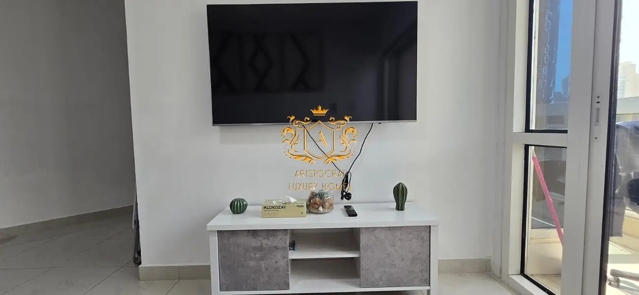 Central Prime Location I Newly Furnished 1BR Plus Quest-Room I 1 Parking