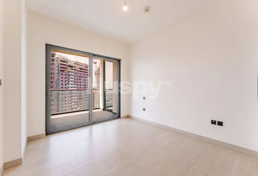 Lagoon View | High Floor | Corner Unit
