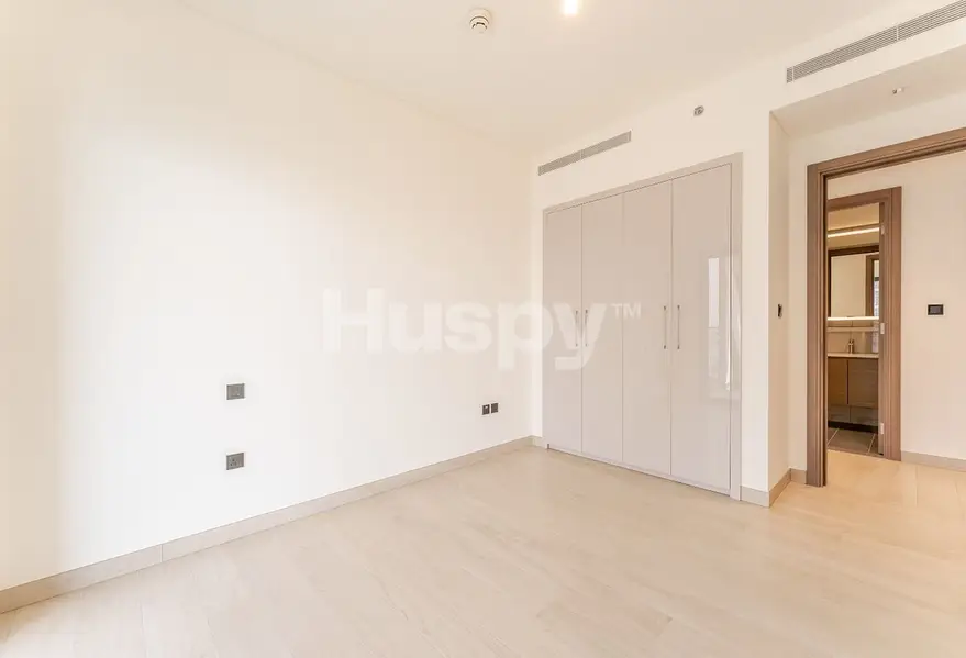 Lagoon View | High Floor | Corner Unit