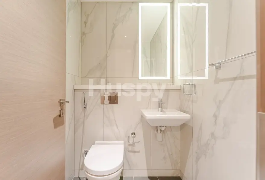 Lagoon View | High Floor | Corner Unit