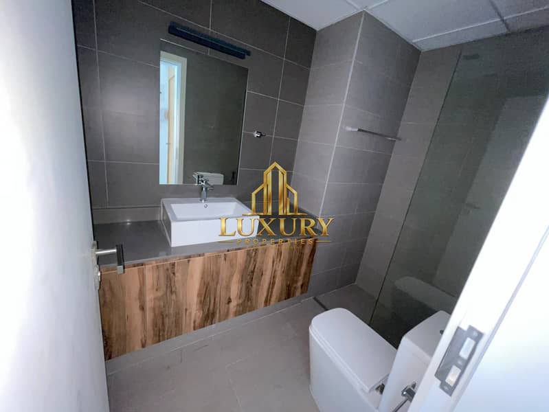 8 1BHK Apartment for Rent in Al Mamsha, Sharjah – AED 41,999 Yearly | Stunning Pool View
