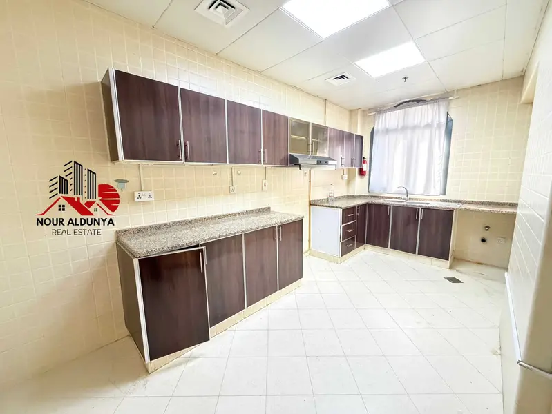 FRONT OF METRO SUPER LUXURY 3BHK WITH MAID ROOM OPEN VIEW BALCONY ONLY FOR FAMILY!!