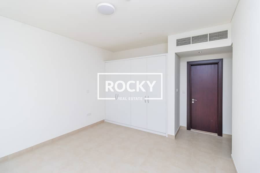 8 Rocky Real Estate - Te-com - API Tower - Apartment (19 of 22). JPG
