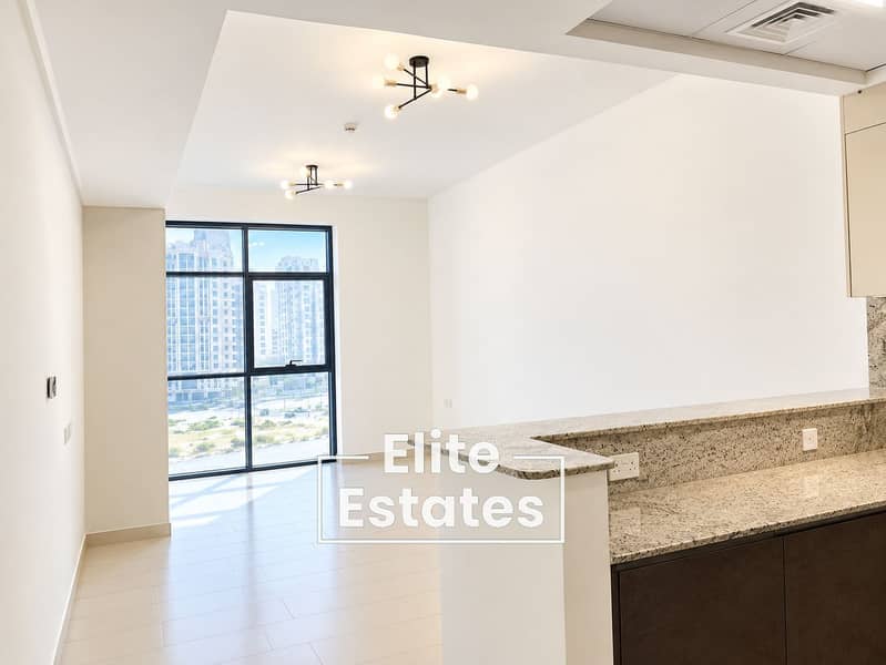 4 Bright Open-Plan Apartment Interior. png