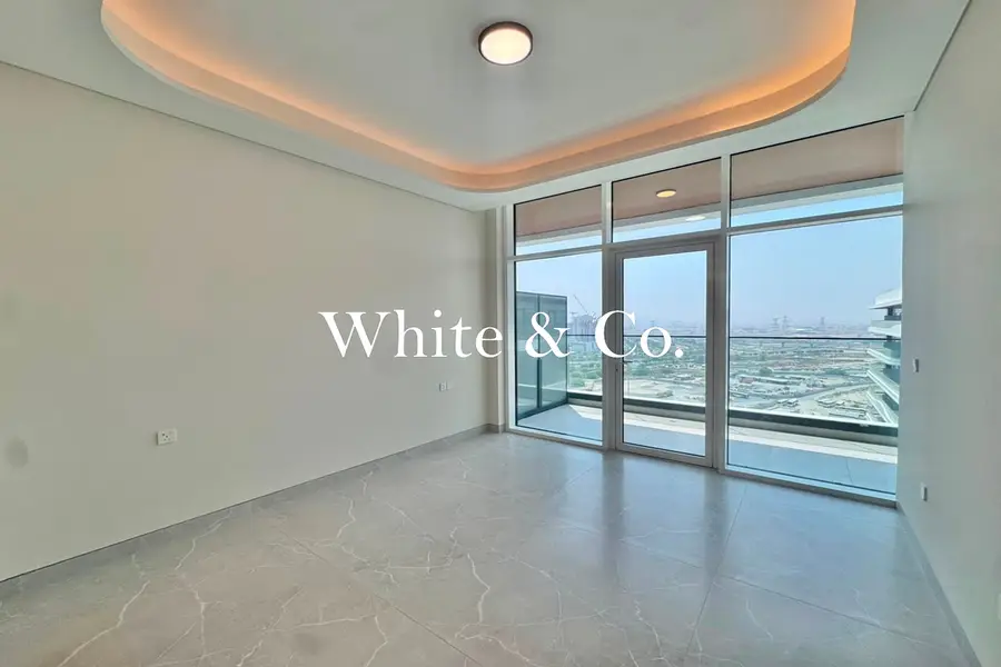 1 Bed Rare Layout | Best View | View Now