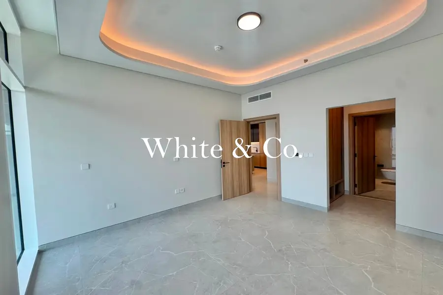 1 Bed Rare Layout | Best View | View Now