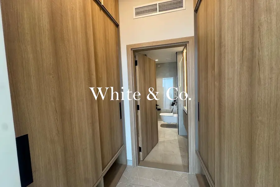 1 Bed Rare Layout | Best View | View Now
