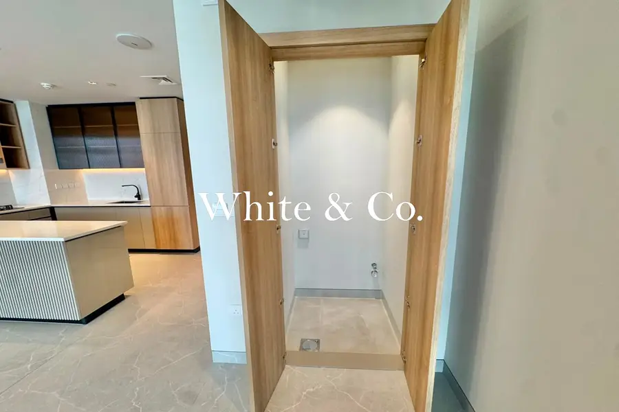 1 Bed Rare Layout | Best View | View Now