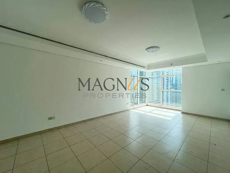 UPGRADED | HIGH FLOOR | VASTU COMPLIANT | LAKE VIEW