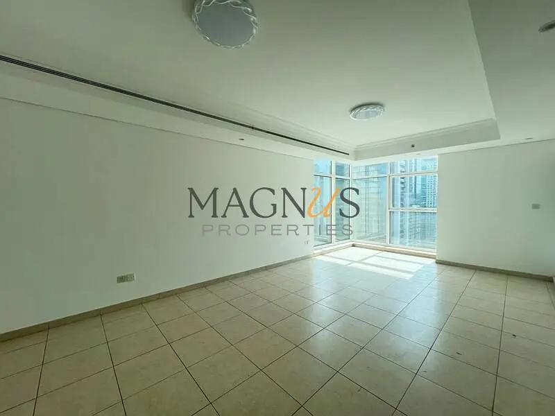UPGRADED | HIGH FLOOR | VASTU COMPLIANT | LAKE VIEW