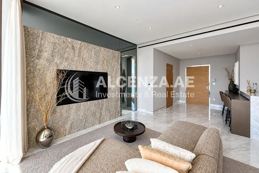 Stunning Sea and Palm Views | Fully Upgraded 2BR