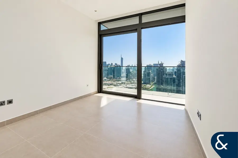 Full Marina View | Vacant | 868 Sqft