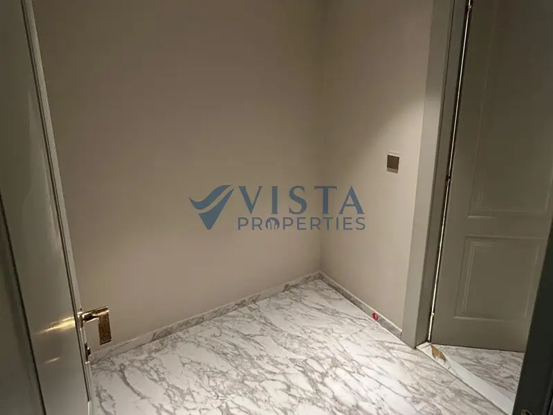 Next to the metro |Vacant | Modern design |Elegant