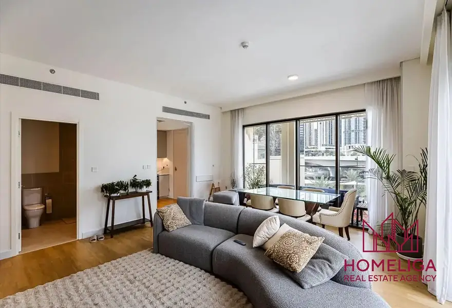 Huge Layout | Vacant | Waterfront