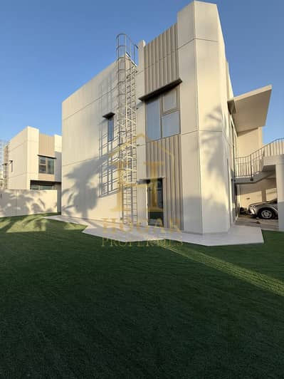 Villa de 4 chambres à à louer à Mohammed Bin Rashid City (MBR City), Dubai - Villa à Mohammed Bin Rashid City (MBR City)，District 7，MAG City, 4 chambres, 298000 AED - 16869213