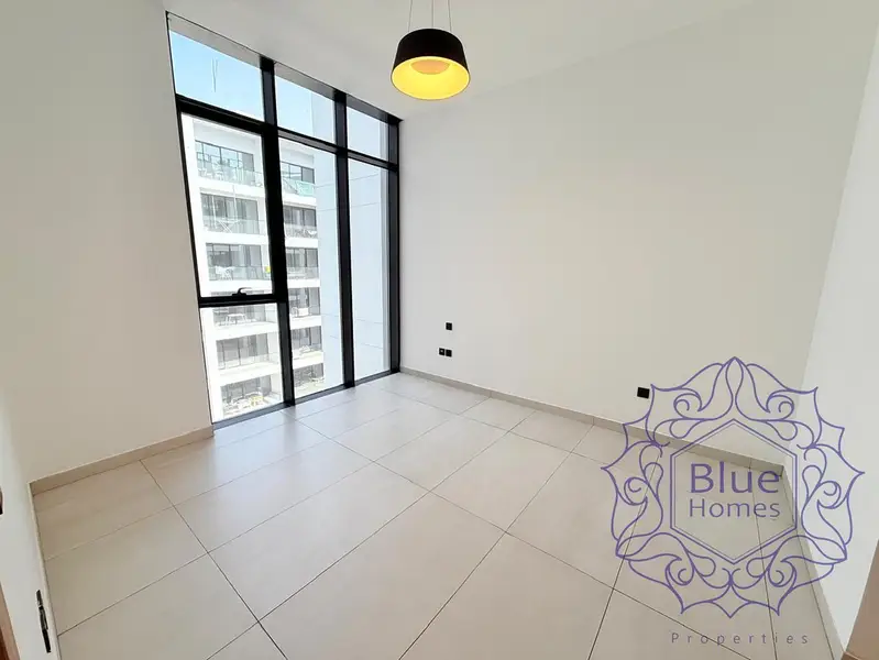 STUNNING 2BR WITH MODERN AMENITIES CLOSE TO MIRACLE GARDENS