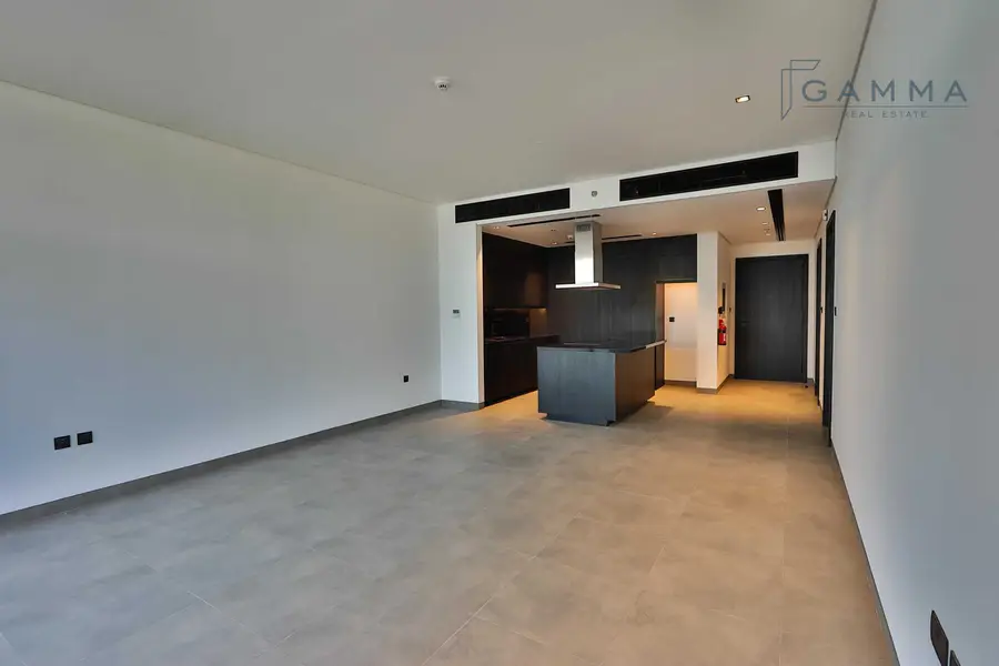 Large Layout | Prime Location with 5* Amenities