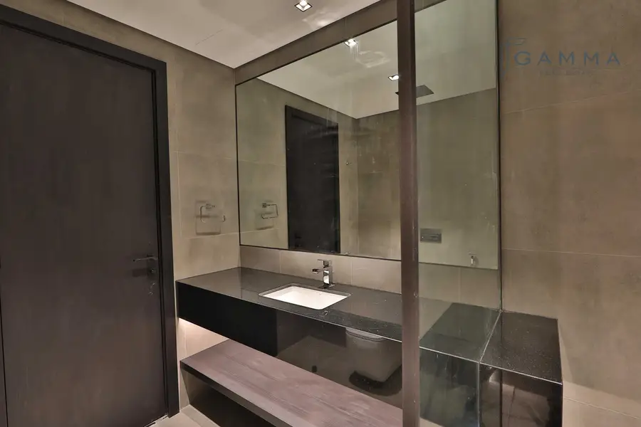 Large Layout | Prime Location with 5* Amenities