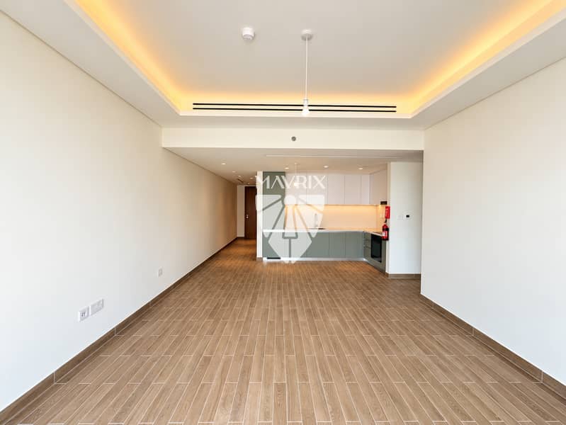 4 Image 4