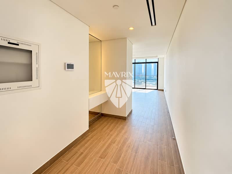 8 Image 8