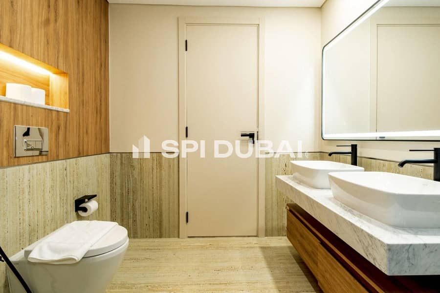 26 13_Lamtara_1_Bathroom. jpg