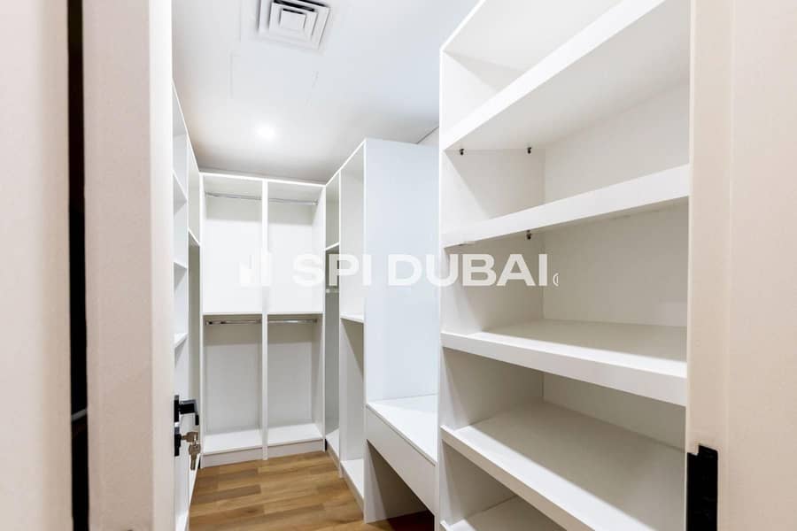 30 24_Lamtara_1_Dressing_Room. jpg