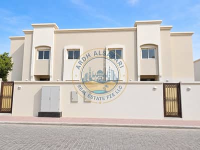 4 Slaapkamers Villa te Huur in Barashi, Sharjah - 89624. jpg 4 Slaapkamers Villa te Huur in Barashi, Sharjah - 89624. jpg