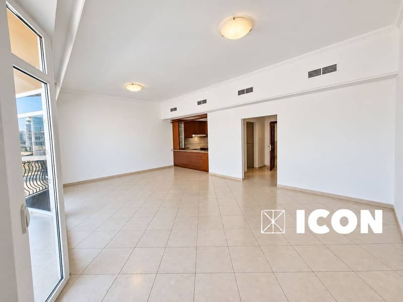 6 Bright empty Dubai apartment interior. png
